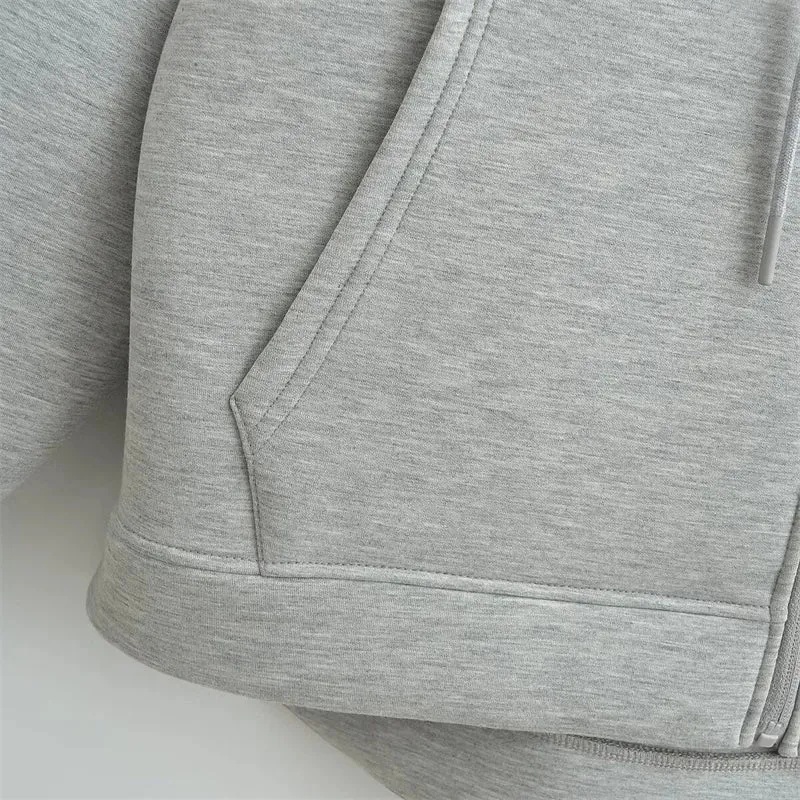 Winter Zipper Hoodie - Unisex Oversize Sweatshirt with Double Pockets