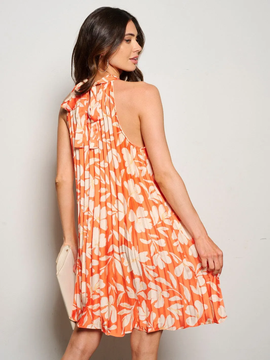 WOMEN'S SLEEVELESS HALTER NECK PLEATED FLORAL MINI DRESS
