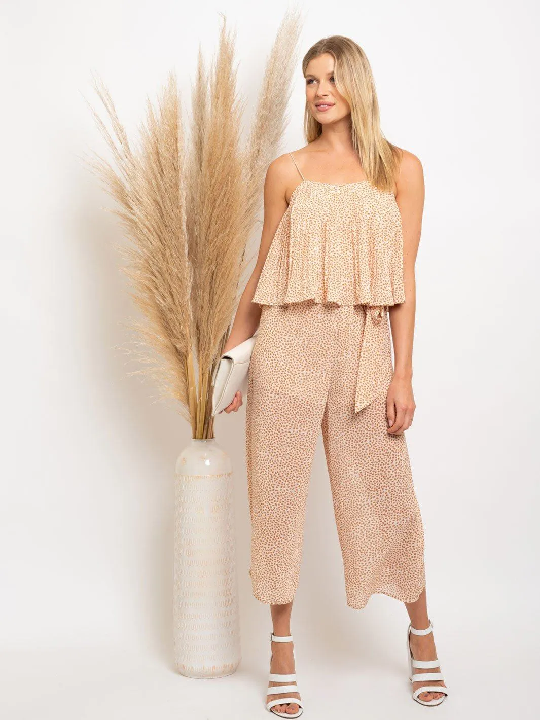 WOMEN'S WOVEN LEAF PRINT TIE FRONT JUMPSUIT