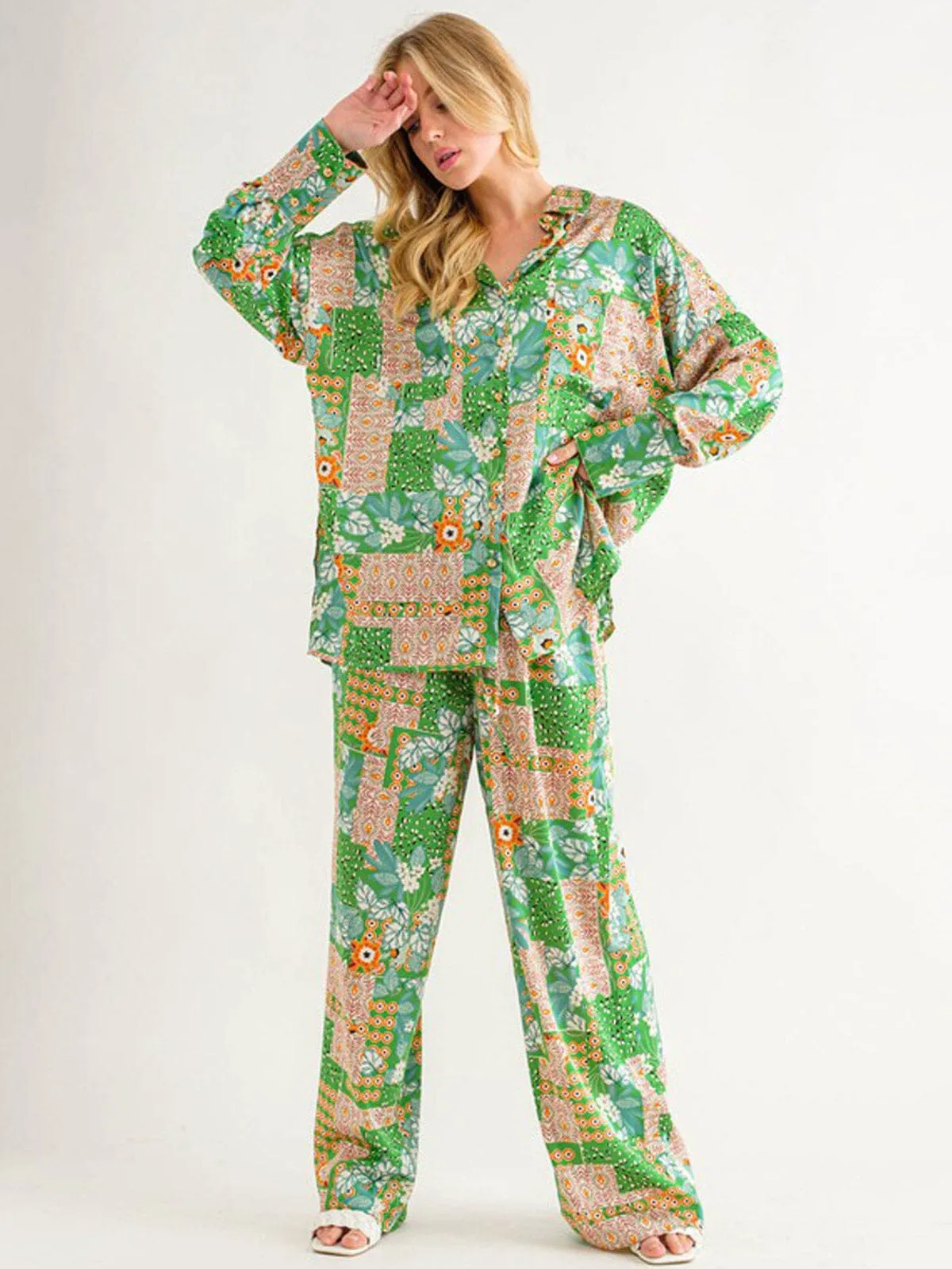 WOMEN'SLONG SLEEVE TOP & WIDE LEG PANTS PRINTED 2PC. SET