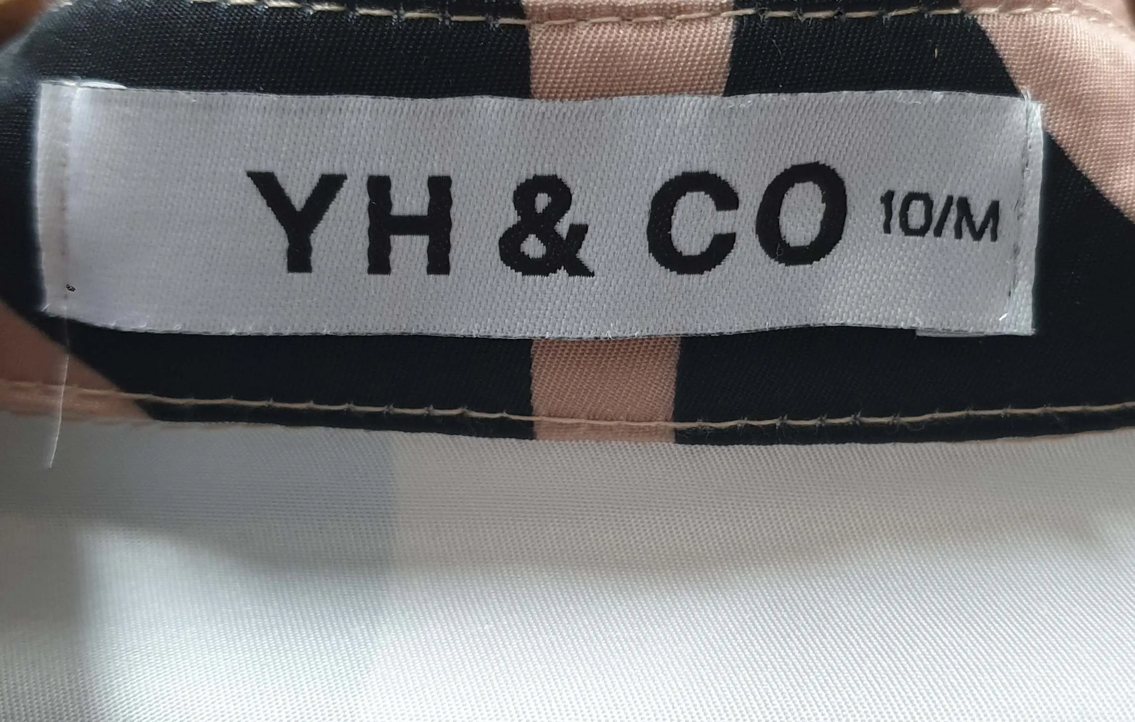 YH & CO brown and black print oversize dress size 10