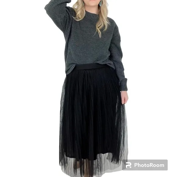 Zenana Pleated Chiffon Midi Skirt - New ( Black)